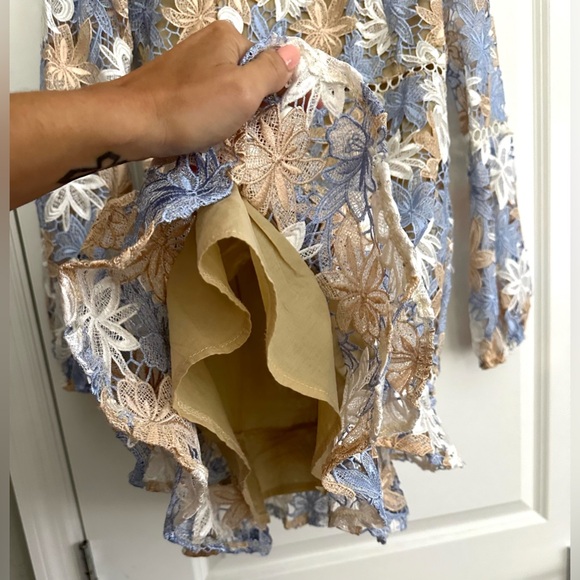 Just me guipure blue,tan, and white laced mini dress w long sleeves size small - Picture 8 of 16